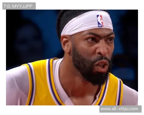 浓眉用表情包回应热议引发网友热讨论究竟什么意思